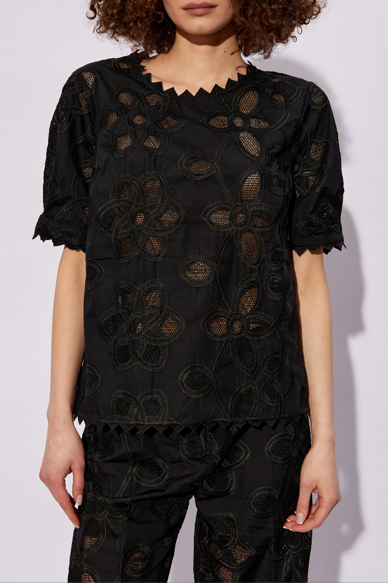 Black 'Moskva' embroidered top Munthe
